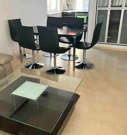 Piekny Apartament Blisko Malty Z Garazem Lejlighed Poznań Eksteriør billede