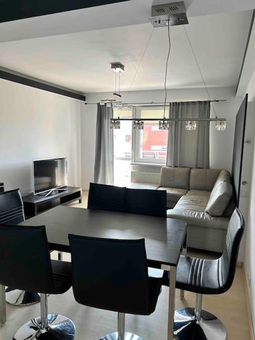 Piekny Apartament Blisko Malty Z Garazem Lejlighed Poznań Eksteriør billede